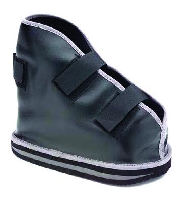 Cast Boot Vinyl Closed-Toe Extra-Large